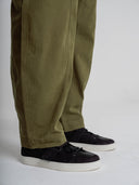 Balloon Pants in olive by Lotesend – image 6 of 9